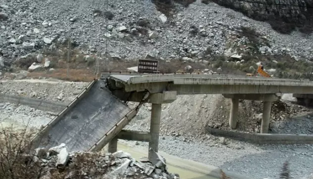 一、地震對橋梁破壞的主要形式